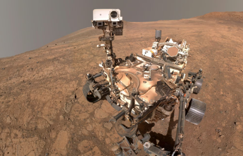 화성 먼지 소용돌이에서의 전기 방전 현상