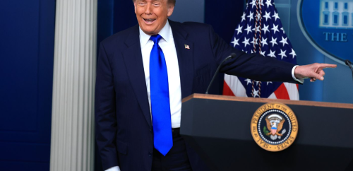 트럼프의 소송, 역사상 가장 효율적인 사기극